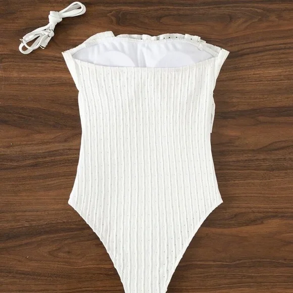 SHEIN Ruffle Trim Tube One Piece Swimsuit - Picture 3 of 7